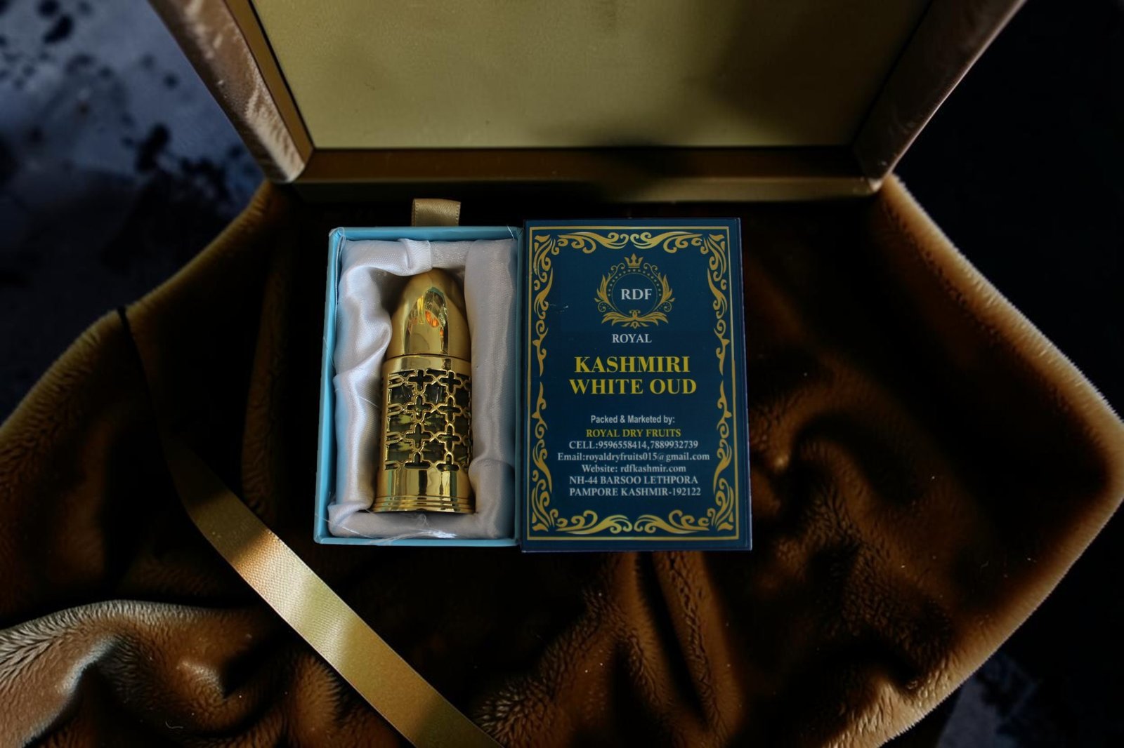 IMG_3810 Kashmiri White Oud - Image 1